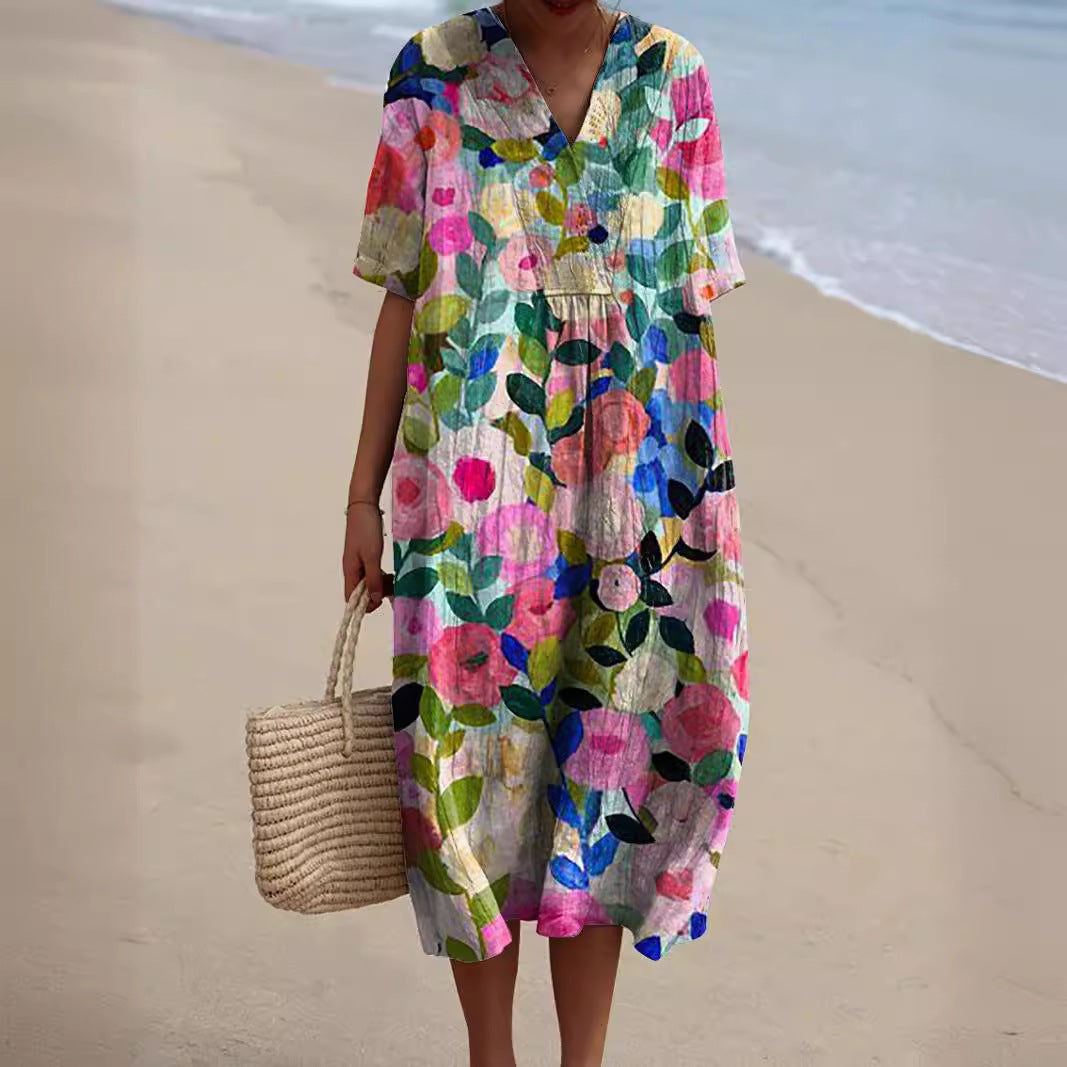 Misaki | Dress with Lively Floral Pattern