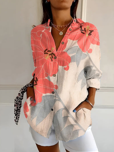 Yuki - Casual Blouse with Flowers and Waves